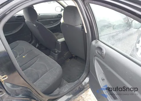 2005 Dodge Stratus z USA, uszkodzony, nr VIN 1B3EL46X65N582657